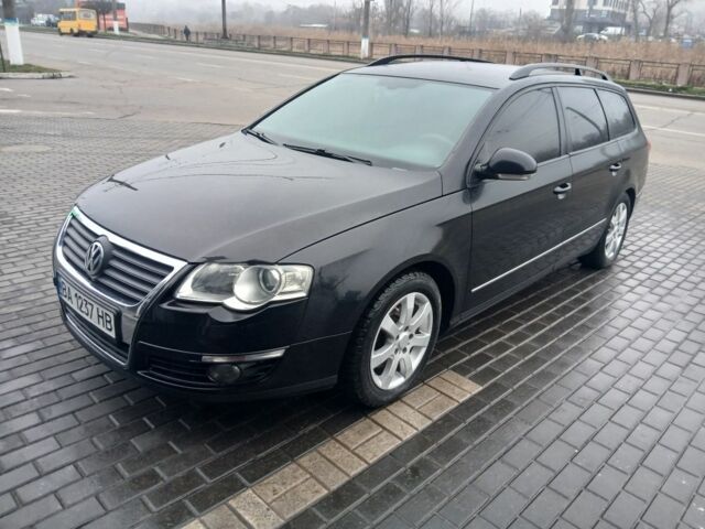 Черный Фольксваген Пассат Вариант, объемом двигателя 1.8 л и пробегом 263 тыс. км за 5000 $, фото 1 на Automoto.ua