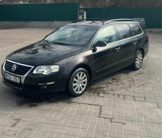 Чорний Фольксваген Пассат Варіант, об'ємом двигуна 2 л та пробігом 350 тис. км за 2250 $, фото 1 на Automoto.ua