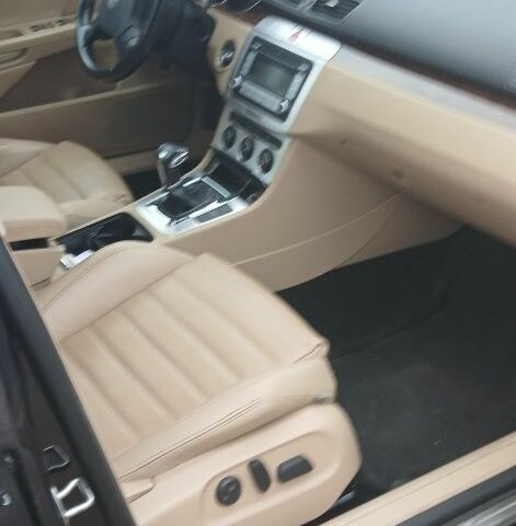 Черный Фольксваген Пассат Вариант, объемом двигателя 2 л и пробегом 370 тыс. км за 3562 $, фото 1 на Automoto.ua