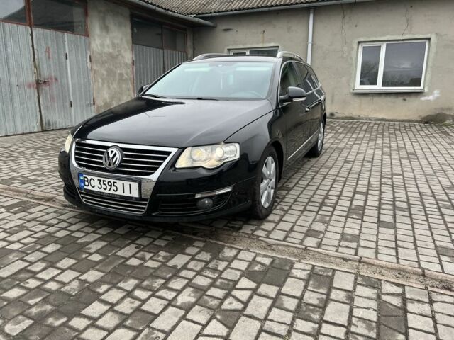 Черный Фольксваген Пассат Вариант, объемом двигателя 2 л и пробегом 300 тыс. км за 4000 $, фото 1 на Automoto.ua