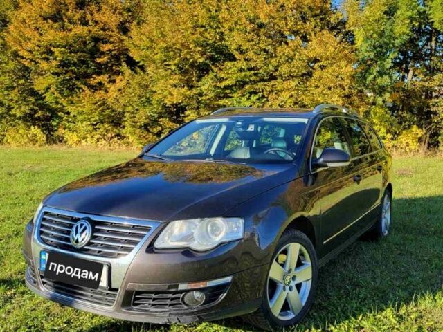 Черный Фольксваген Пассат Вариант, объемом двигателя 2 л и пробегом 330 тыс. км за 7800 $, фото 1 на Automoto.ua