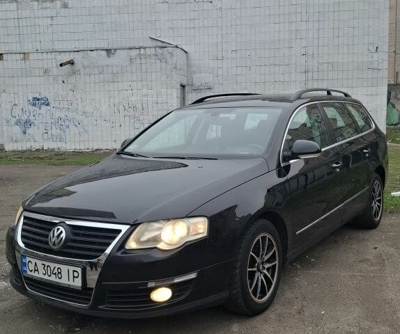 Чорний Фольксваген Пассат Варіант, об'ємом двигуна 2 л та пробігом 350 тис. км за 6000 $, фото 1 на Automoto.ua