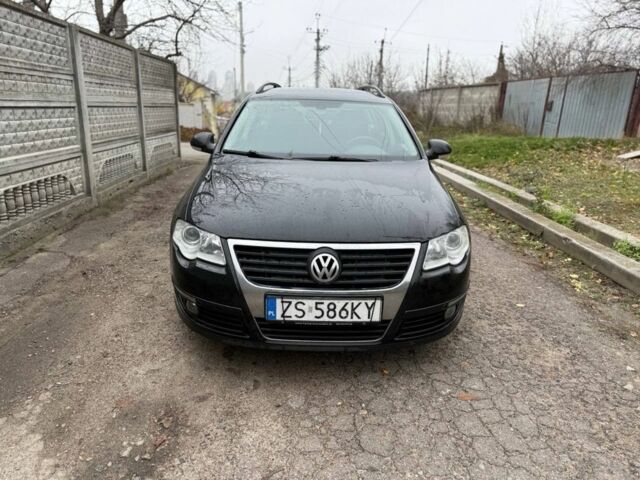Черный Фольксваген Пассат Вариант, объемом двигателя 2 л и пробегом 300 тыс. км за 3200 $, фото 1 на Automoto.ua