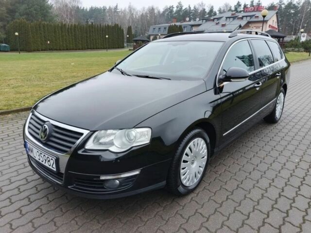 Черный Фольксваген Пассат Вариант, объемом двигателя 2 л и пробегом 239 тыс. км за 1712 $, фото 1 на Automoto.ua