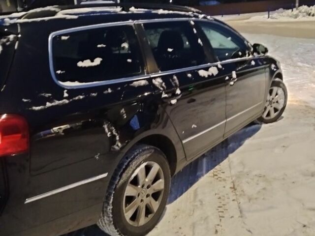 Черный Фольксваген Пассат Вариант, объемом двигателя 2 л и пробегом 330 тыс. км за 6300 $, фото 1 на Automoto.ua