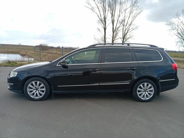 Черный Фольксваген Пассат Вариант, объемом двигателя 2 л и пробегом 440 тыс. км за 3632 $, фото 1 на Automoto.ua