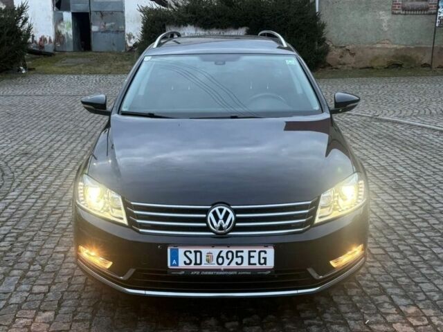 Черный Фольксваген Пассат Вариант, объемом двигателя 2 л и пробегом 278 тыс. км за 3530 $, фото 1 на Automoto.ua