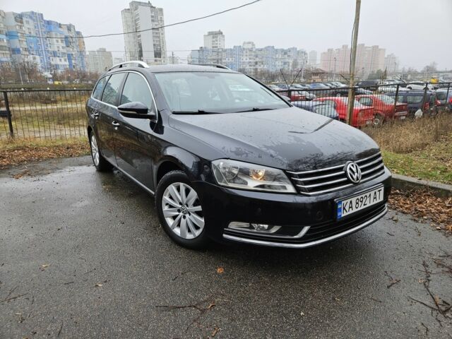 Черный Фольксваген Пассат Вариант, объемом двигателя 1.6 л и пробегом 482 тыс. км за 8200 $, фото 1 на Automoto.ua