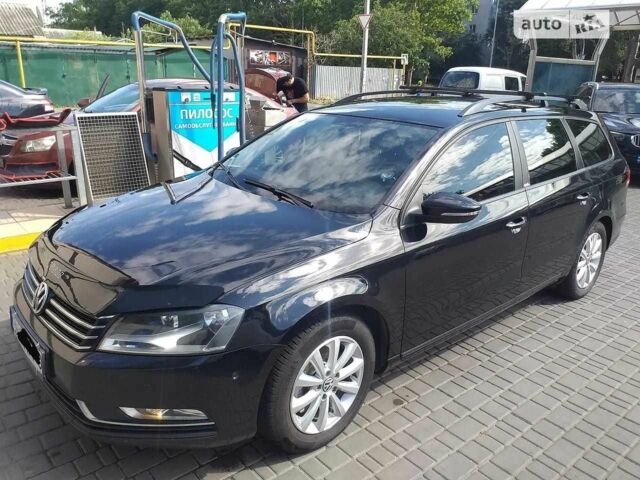 Черный Фольксваген Пассат Вариант, объемом двигателя 2 л и пробегом 223 тыс. км за 10100 $, фото 1 на Automoto.ua