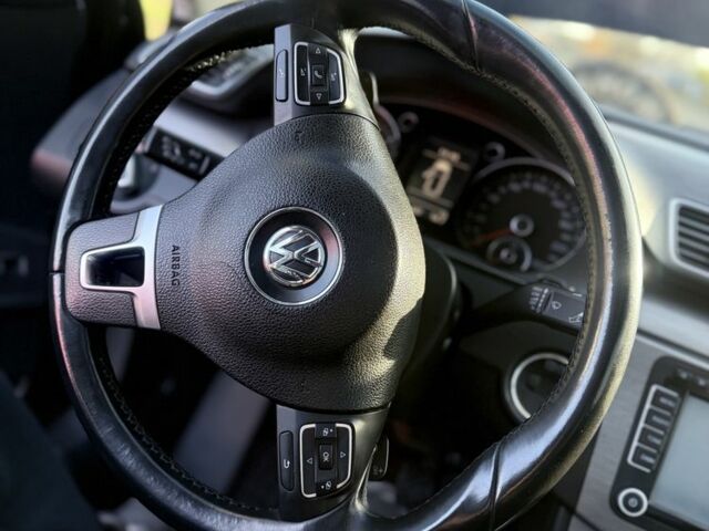 Фольксваген Пассат Вариант 2011 в Смеле на Automoto.ua Черный Фольксваген Пассат Вариант, объемом двигателя 2 л и пробегом 273 тыс. км за 11300 $, фото 1 на Automoto.ua