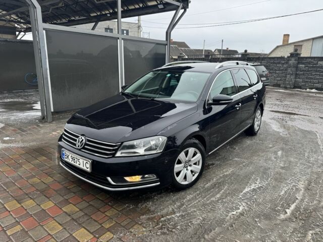 Чорний Фольксваген Пассат Варіант, об'ємом двигуна 2 л та пробігом 300 тис. км за 9500 $, фото 1 на Automoto.ua