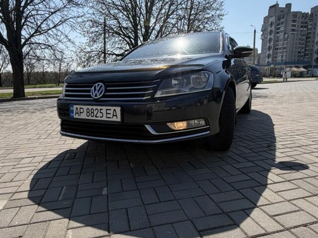 Чорний Фольксваген Пассат Варіант, об'ємом двигуна 2 л та пробігом 300 тис. км за 9900 $, фото 1 на Automoto.ua
