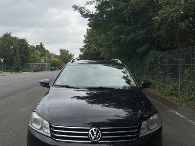 Чорний Фольксваген Пассат Варіант, об'ємом двигуна 2 л та пробігом 295 тис. км за 13257 $, фото 1 на Automoto.ua