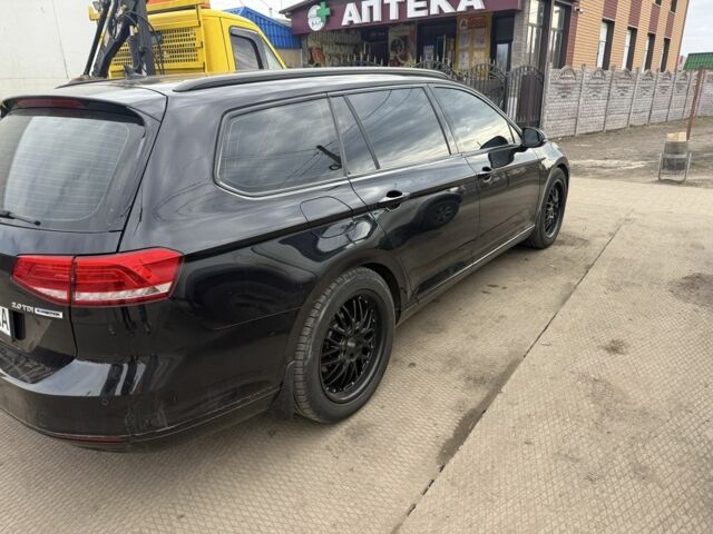 Черный Фольксваген Пассат Вариант, объемом двигателя 2 л и пробегом 197 тыс. км за 16200 $, фото 1 на Automoto.ua