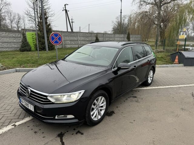 Черный Фольксваген Пассат Вариант, объемом двигателя 2 л и пробегом 300 тыс. км за 11600 $, фото 1 на Automoto.ua