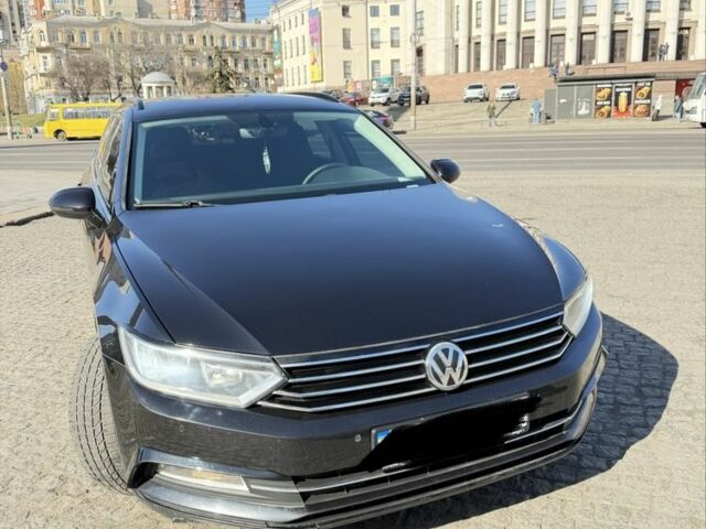 Чорний Фольксваген Пассат Варіант, об'ємом двигуна 1.6 л та пробігом 294 тис. км за 12800 $, фото 1 на Automoto.ua