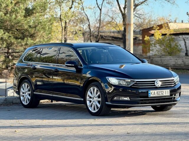 Черный Фольксваген Пассат Вариант, объемом двигателя 2 л и пробегом 250 тыс. км за 13500 $, фото 1 на Automoto.ua