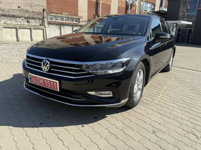 Чорний Фольксваген Пассат Варіант, об'ємом двигуна 1 л та пробігом 218 тис. км за 14200 $, фото 1 на Automoto.ua