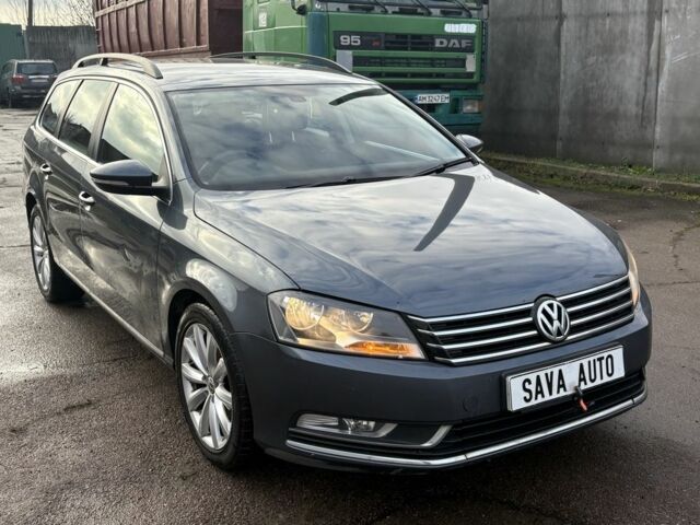 Фіолетовий Фольксваген Пассат Варіант, об'ємом двигуна 2 л та пробігом 149 тис. км за 4200 $, фото 1 на Automoto.ua