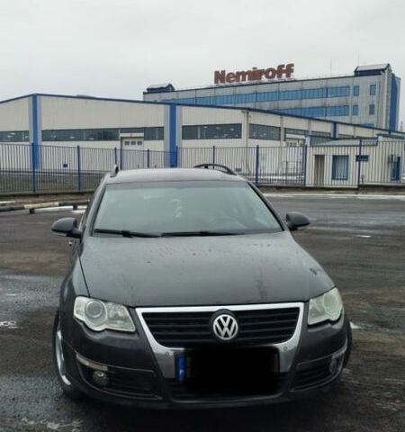 Коричневый Фольксваген Пассат Вариант, объемом двигателя 0 л и пробегом 350 тыс. км за 2600 $, фото 1 на Automoto.ua