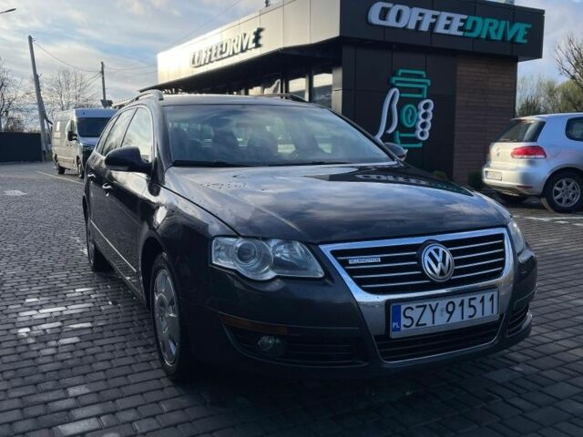 Коричневий Фольксваген Пассат Варіант, об'ємом двигуна 1.9 л та пробігом 300 тис. км за 2850 $, фото 1 на Automoto.ua