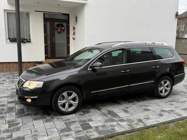 Коричневый Фольксваген Пассат Вариант, объемом двигателя 2 л и пробегом 315 тыс. км за 6200 $, фото 1 на Automoto.ua