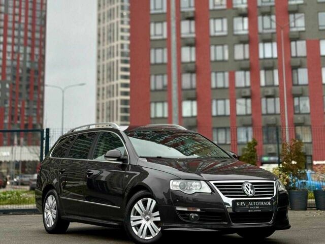 Коричневый Фольксваген Пассат Вариант, объемом двигателя 2 л и пробегом 240 тыс. км за 6300 $, фото 1 на Automoto.ua