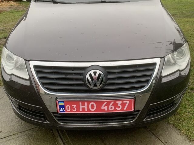 Коричневый Фольксваген Пассат Вариант, объемом двигателя 1.6 л и пробегом 235 тыс. км за 7300 $, фото 1 на Automoto.ua