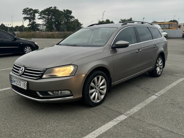 Коричневий Фольксваген Пассат Варіант, об'ємом двигуна 1.8 л та пробігом 245 тис. км за 6000 $, фото 1 на Automoto.ua