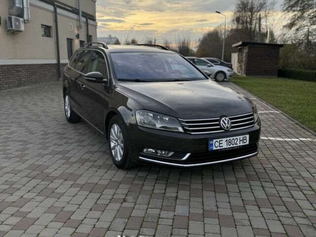 Коричневый Фольксваген Пассат Вариант, объемом двигателя 2 л и пробегом 337 тыс. км за 11000 $, фото 1 на Automoto.ua