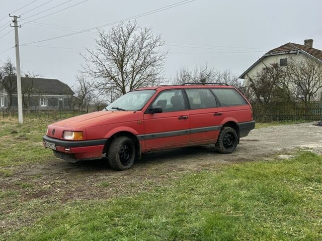 Червоний Фольксваген Пассат Варіант, об'ємом двигуна 0 л та пробігом 400 тис. км за 800 $, фото 1 на Automoto.ua