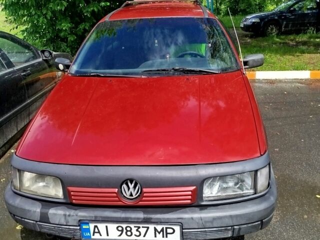 Червоний Фольксваген Пассат Варіант, об'ємом двигуна 2 л та пробігом 370 тис. км за 1900 $, фото 1 на Automoto.ua