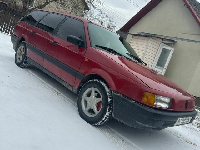 Красный Фольксваген Пассат Вариант, объемом двигателя 1.9 л и пробегом 250 тыс. км за 1700 $, фото 1 на Automoto.ua