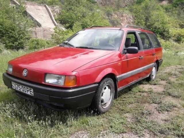 Фольксваген Пассат Вариант 1993 в Береговом на Automoto.ua Красный Фольксваген Пассат Вариант, объемом двигателя 1.9 л и пробегом 550 тыс. км за 1700 $, фото 1 на Automoto.ua