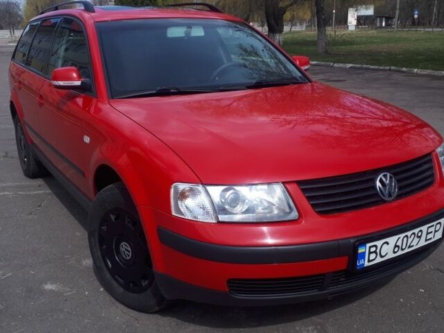 Червоний Фольксваген Пассат Варіант, об'ємом двигуна 1.8 л та пробігом 390 тис. км за 3300 $, фото 1 на Automoto.ua