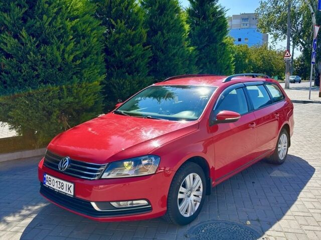 Червоний Фольксваген Пассат Варіант, об'ємом двигуна 1.6 л та пробігом 270 тис. км за 8999 $, фото 1 на Automoto.ua