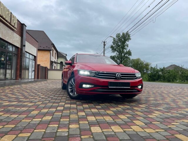 Красный Фольксваген Пассат Вариант, объемом двигателя 1.98 л и пробегом 241 тыс. км за 20500 $, фото 1 на Automoto.ua