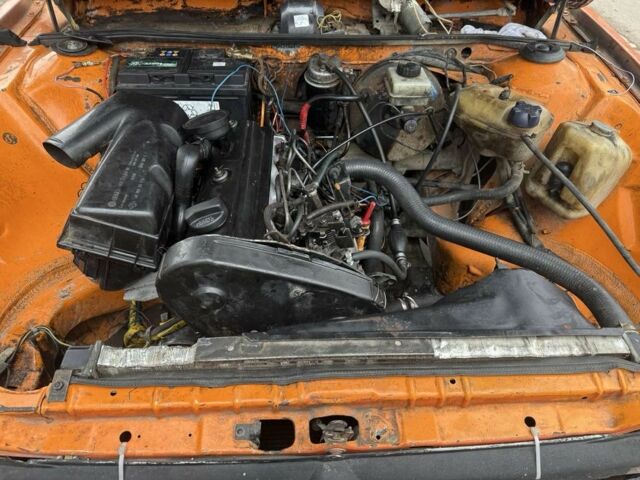 Жовтий Фольксваген Пассат Варіант, об'ємом двигуна 1.6 л та пробігом 285 тис. км за 1250 $, фото 1 на Automoto.ua