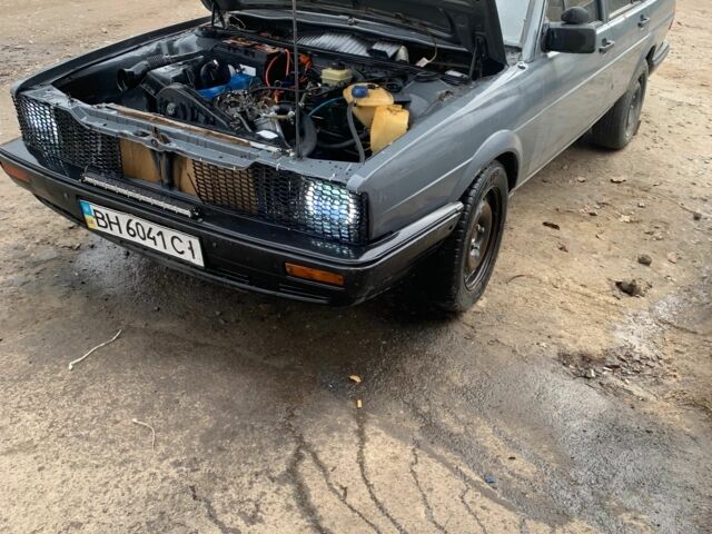 Серый Фольксваген Пассат Вариант, объемом двигателя 1.6 л и пробегом 400 тыс. км за 800 $, фото 1 на Automoto.ua