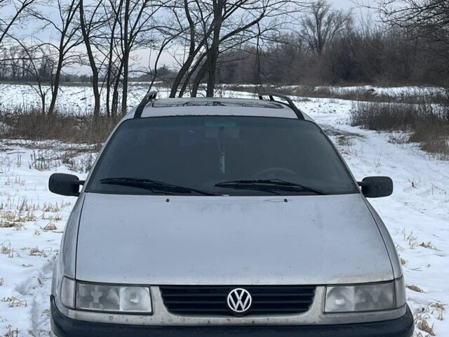 Сірий Фольксваген Пассат Варіант, об'ємом двигуна 1.9 л та пробігом 425 тис. км за 2000 $, фото 1 на Automoto.ua