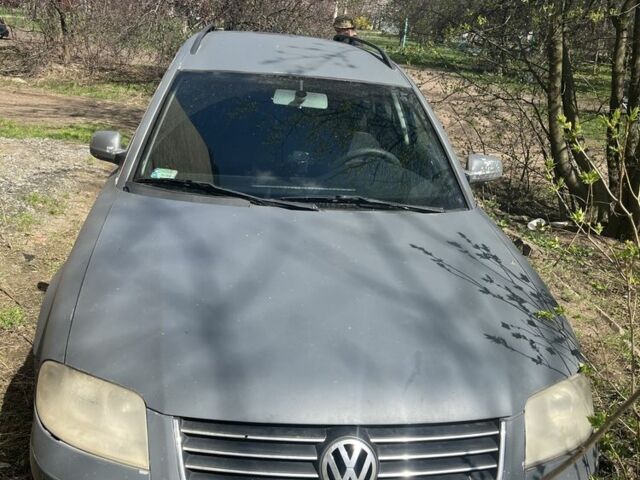 Серый Фольксваген Пассат Вариант, объемом двигателя 2 л и пробегом 486 тыс. км за 3678 $, фото 1 на Automoto.ua