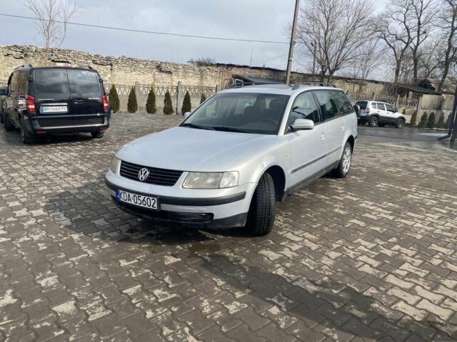 Серый Фольксваген Пассат Вариант, объемом двигателя 1.9 л и пробегом 300 тыс. км за 1700 $, фото 1 на Automoto.ua