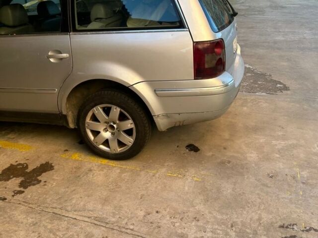 Сірий Фольксваген Пассат Варіант, об'ємом двигуна 2 л та пробігом 200 тис. км за 550 $, фото 1 на Automoto.ua