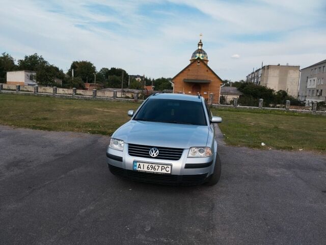 Сірий Фольксваген Пассат Варіант, об'ємом двигуна 1.6 л та пробігом 268 тис. км за 4250 $, фото 1 на Automoto.ua