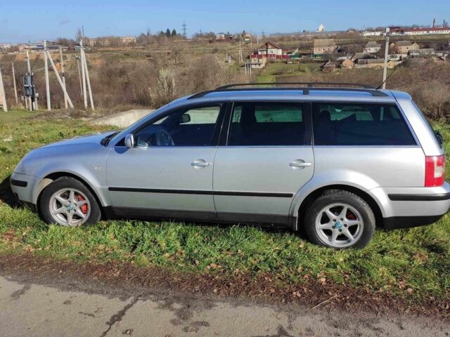 Серый Фольксваген Пассат Вариант, объемом двигателя 1.6 л и пробегом 230 тыс. км за 5400 $, фото 1 на Automoto.ua