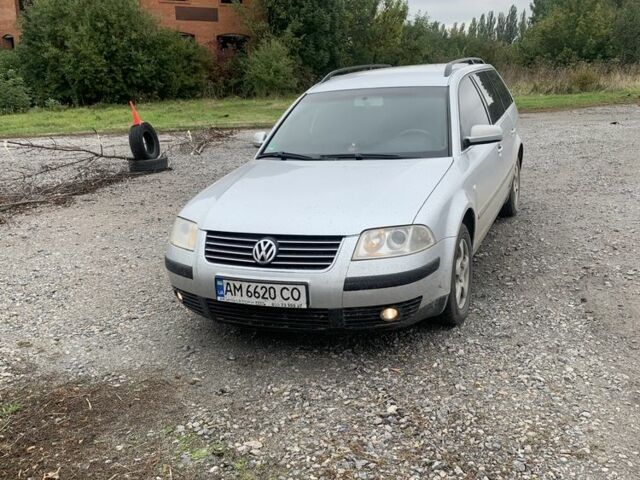 Серый Фольксваген Пассат Вариант, объемом двигателя 1.6 л и пробегом 327 тыс. км за 3000 $, фото 1 на Automoto.ua