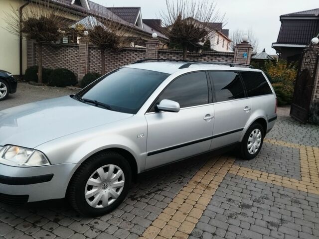 Сірий Фольксваген Пассат Варіант, об'ємом двигуна 1.6 л та пробігом 270 тис. км за 4250 $, фото 1 на Automoto.ua