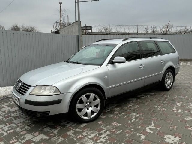 Сірий Фольксваген Пассат Варіант, об'ємом двигуна 2.5 л та пробігом 349 тис. км за 3800 $, фото 1 на Automoto.ua