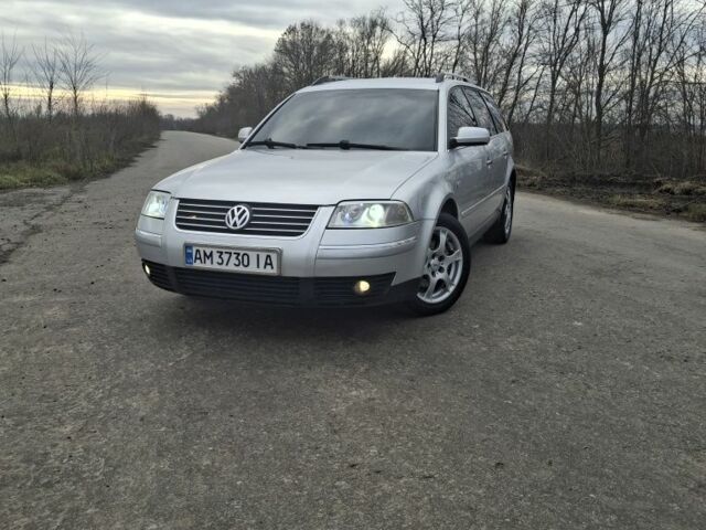 Сірий Фольксваген Пассат Варіант, об'ємом двигуна 2 л та пробігом 215 тис. км за 4500 $, фото 1 на Automoto.ua