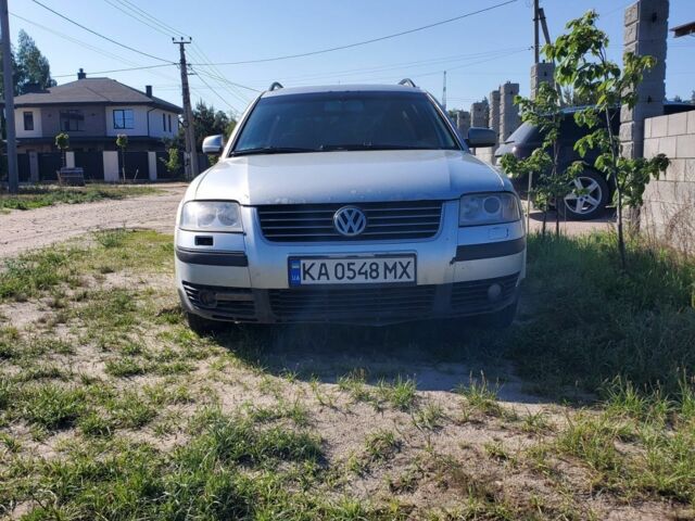 Фольксваген Пассат Вариант 2003 в Киеве на Automoto.ua Серый Фольксваген Пассат Вариант, объемом двигателя 1.9 л и пробегом 563 тыс. км за 2800 $, фото 1 на Automoto.ua